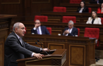 4.2 մլրդ դոլարը օդի՞ց ընկավ. վարչապետն ԱԺ-ում ներկայացրել է հետհեղափոխական տարիների բյուջեի հավելյալ մուտքերը