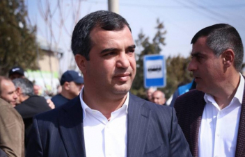 Վալոդյա Գրիգորյանը ստանձնեց Փարաքար համայնքի ղեկավարի պաշտոնը