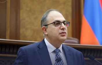 ԱԺ-ում լարված միջադեպի պատճառը ընդդիմության կողմից Ցեղասպանության հերքման մասին նախագիծը չէր․ Վարդանյան