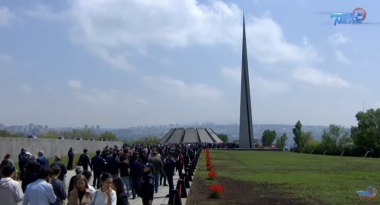 Երթ «Ծիծեռնակաբերդի» հուշահամալիր (24.04.2025). ուղիղ