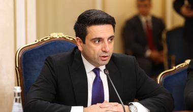 Քաղաքական կարծիքները կարելի է չկիսել, կարելի է վիճել, բայց գծեր կան, որոնք անցնել չի կարելի․ Ալեն Սիմոնյան