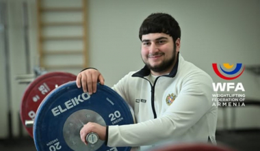 Պատանիների և երիտասարդների ծանրամարտի աշխարհի առաջնությունում մայիսի 3-ին և 4-ի գիշերը կմրցի նաև Հայաստանի երկու մարզիկ