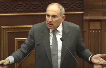 Եթե մամուլով առաջնորդվեմ, սաղիդ պետք է տանեմ լցնեմ ԱԱԾ-ի պադվալը. նեռվերս չուտեք․ վարչապետը՝ ընդդիմությանը