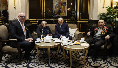 Հանդիպեցի մեր սիրելի վետերաններին. Փաշինյանը տեսանյութ է հրապարակել