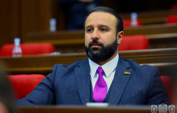 Ծառայել 1 ամիս և վճարել 20 մլն դրամ․ պատգամավորն առաջարկում է ժամկետային զինծառայության ընտրության երեք տարբերակ