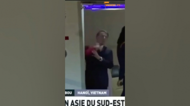 Մակրոնի կինը հարվածել է ամուսնու դեմքին