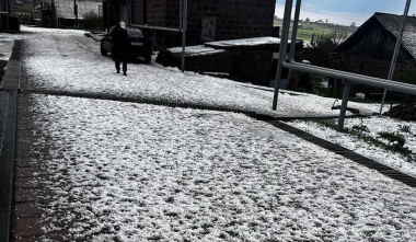 Ուժեղ պտտահողմ և խոշոր կարկուտ՝ Արթիկ համայնքում. վնասվել են տանիքներ, մրգատու այգիներ