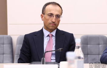 Արդյո՞ք եկեղեցու բոլոր սպասավորներն են անում այն, ինչ քարոզում են, կամ քարոզում այն, ինչ անում են. Թորոսյան