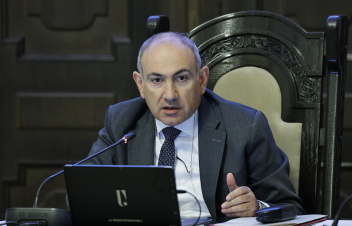 Կուսակրոնության ուխտը խախտած բոլոր հոգևորականները պետք է հեռանան հոգևոր ծառայությունից. վարչապետ