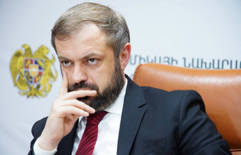 Փաստորեն մեր որոշ եկեղեցիներ ոչ թե չուլանի, այլ գոմի են վերածված. Պապոյան