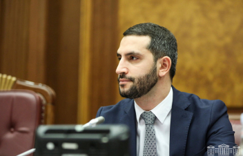 Որ ուխտազանցի կողքին ուզում եք եղեք, բայց, Աստծու սիրուն, մի՛ ասեք, թե եկեղեցու կողքին եք. Ռուբինյան