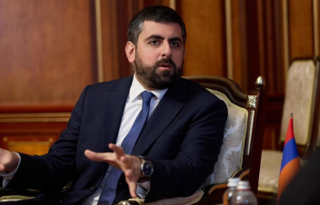 Եկեղեցին, ի վերջո, ստիպված է լինելու պատասխաններ տալ իր հետևորդներին. Խանդանյան