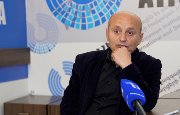 Էջմիածնի լռությունը այլ կերպ չես մեկնաբանի, քան այն, որ ընդունում են Գարեգին Բ-ի վերաբերյալ լուրերը. Սաֆարյան