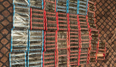 15 անձ կալանավորվել է. խուզարկություններով հայտնաբերվել են փողոցում էլեկտրասնուցման և համացանցային կապի ապահովման լարերը վնասելու համար նախատեսված մեծաքանակ հրավտանգ առարկաներ