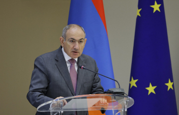 ՀԷՑ-ի՝ քաղաքական խարդավանքներով զբաղվող աշխատողները կազատվեն, հավաքների գնալ պարտադրողները՝ կդատվեն. վարչապետ