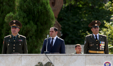 Սուրեն Պապիկյանը Վազգեն Սարգսյանի անվան ռազմական ակադեմիայում մասնակցել է շրջանավարտների ավարտական հանդիսավոր միջոցառմանը