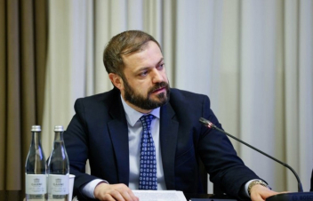 Կառավարությունը մեծ հարկային արտոնություններ է տվել գործարանին, աջակցել «Տաշիր» ընկերություններին. Պապոյան