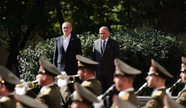 Նիկոլ Փաշինյանը հյուրընկալել է պաշտոնական այցով Հայաստան ժամանած Իրանի նախագահին