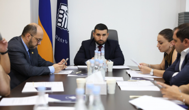 Տեղի է ունեցել «Քաղաքացիական պայմանագիր» կուսակցության վարչության նիստ․ այն վարել է Վահագն Ալեքսանյանը