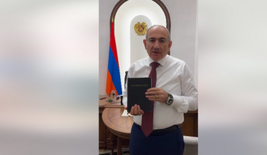 Աստվածաշունչը, որն ինձ ուղեկցել է թե ընդհատակում, թե բանտում գտնվելիս, նվիրում եմ Վաշինգտոնի Աստվածաշնչի թանգարանին. Փաշինյան