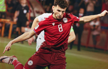 2:1. Հայաստան -Իռլանդիա ֆուտբոլային խաղը շարունակվում է