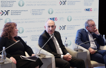 Ինչո՞ւ պետք է երազենք ժողովրդավարության մասին, եթե այսօր կարող ենք դա քննարկել, ստեղծել և կառուցել. վարչապետ