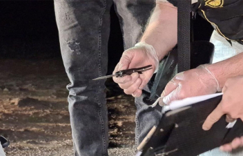 Դանակահարություն Շենգավիթում. տուժածի թիկունքին 3 հարված հասցրած երիտասարդն ինքն էլ վնասվածք է ստացել