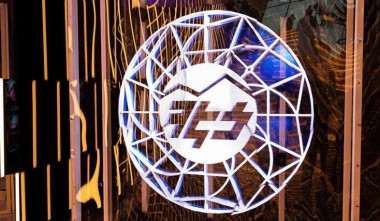 ՀԷՑ-ի պաշտոնյան 8 տարում ստացել է շուրջ 400 մլն դրամ աշխատավարձ. Ռոմանոս Պետրոսյան