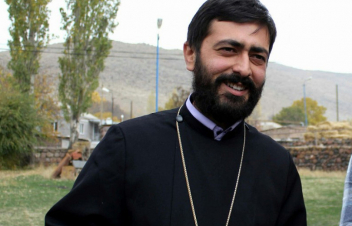 Շատերս լռում ենք կարգալուծության պատժի վախից, երբեմն՝ չհասկացվելու և միայնակ մնալու մտահոգությունից. Տեր Թադե