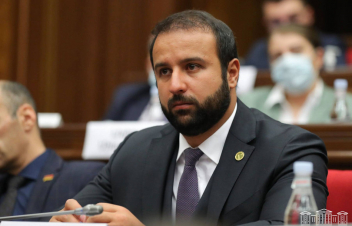 Ես հեռու եմ քրեական ենթամշակույթից ու այդպիսի անձանց հետ սեղան չեմ նստում. Հայկ Սարգսյան