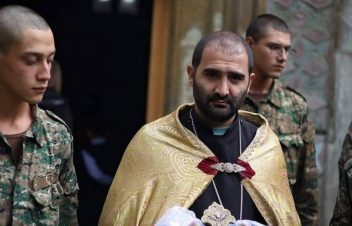 Ես հավատում եմ, որ չլռելու ժամանակն է. Տեր Արամ, Տեր Թադե, ձեր խոսքը ինձ համար եղավ լույս. Տեր Տարոն