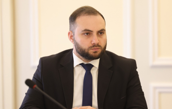 Մեղադրանքն առաջադրում են իրավապահները, իսկ պարոն Սիմոնյանը, այո՛, այդ թվում սպառնալիքների մասով է հաղորդում տվել.Մովսես Հարությունյան