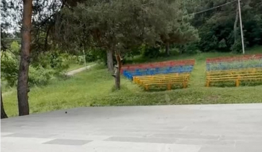 Հրազդանի Շառլ Ազնավուրի անվան զբոսայգու բացօթյա բեմը, սանհանգույցն ու հանդերձարանը հիմնանորոգված են. վարչապետ