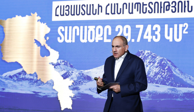 Վարչապետը Շենգավիթ վարչական շրջանի ուսանողներին և աշակերտներին ներկայացրել է Իրական Հայաստանի գաղափարախոսությունը