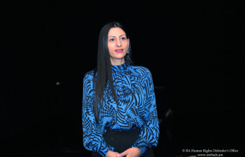 Անահիտ Մանասյանը հրապարակել է «Կանանց տնտեսական իրավունքների իրացման երաշխիքներն ու խոչընդոտները Հայաստանում» վերտառությամբ արտահերթ զեկույց