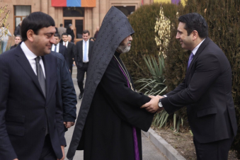 ԱԺ նախագահը մասնակցել է Վաղարշապատի նորընտիր համայնքապետի երդմնակալության արարողությանը