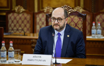 Եկեղեցին Կտրիճի ժամանակ այնպիսի խայտառակության է հասել, որ 10 սրբազան ասում են՝ հեռացիր, ինչը նախադեպը չունի. Հարությունյան