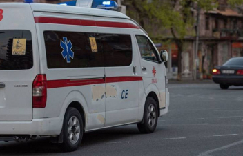 36-ամյա հարսը դանակահարել է սկեսուրին ու ամուսնուն, վերջինիս կողմից նաև ինքն է դանակի հարվածներ ստացել