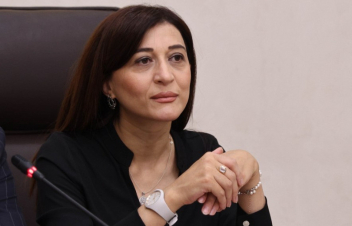 Հավատավոր ընդդիմությունը պետք է ասի՝ ինչպես է վերաբերվում ՌԴ նախագահի կողմից կաթողիկոսի և եղբոր պարգևատրմանը