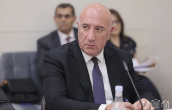 Եթե դուստրս կամ քույրս ցանկություն հայտնեն ծառայել բանակում, միանշանակ կողջունեմ. Սարգսյան