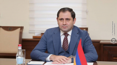 Այն շահարկումները, թե հոգևոր ծառայությունը բանակում դադարեցվել է, ճիշտ չեն. Պապիկյանը մանրամասնել է հրամանը