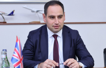 Մի կողմում ՔՊ ժողովրդավարությունն է, մյուսում՝ ինչպես Քոչարյանի կուսակցության կեսը մանդատը դրեց իր որդու համար