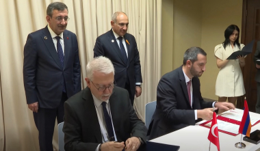 ՀՀ-ն և Թուրքիան ստորագրել են պատմական Անիի կամրջի համատեղ վերականգնման աշխատանքի իրականացման արձանագրությունը