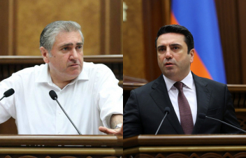 Դու, որ դեռ ատամ ունես, բայց քաղաքականապես փտող դիակ ես, ո՞ւմ ես ընդհանրապես պետք. Սիմոնյանը՝ Խաչատրյանին