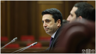 Ալեն Սիմոնյանը հրաժեշտ է տալիս պատգամավորներին #ուղիղ