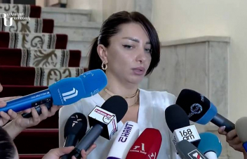 Հասմիկ Հակոբյանի Ճեպազրույցը