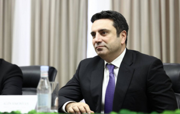 Անկախության 35 ամյակը և ընդդիմության 50 երանգը. Ալեն Սիմոնյան