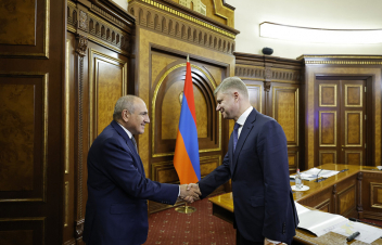 Պայմանավորվածություն է ձեռք բերվել ստեղծել համատեղ աշխատանքային խումբ. վարչապետն ընդունել է «Ռուսական երկաթուղիների» գլխավոր տնօրենին