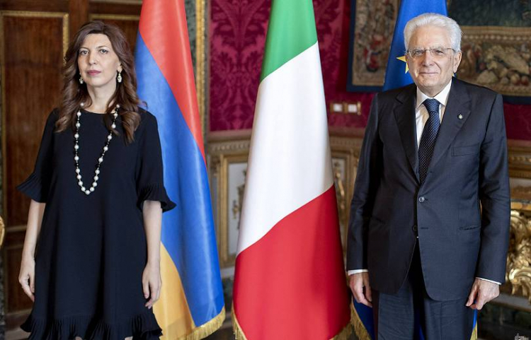 Նորանշանակ դեսպան Ծովինար Համբարձումյանն իր հավատարմագրերն է հանձնել Իտալիայի Հանրապետության նախագահին