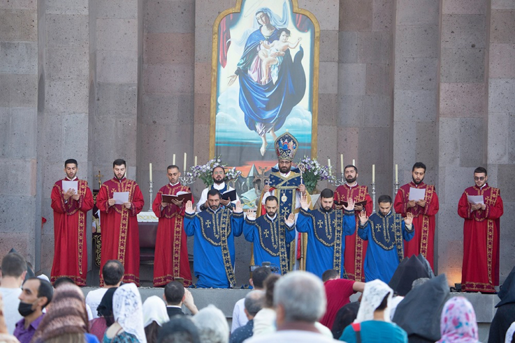 Սուրբ Խաչվերացի տոնին Մայր Աթոռում կատարվեց քահանայական ձեռնադրություն